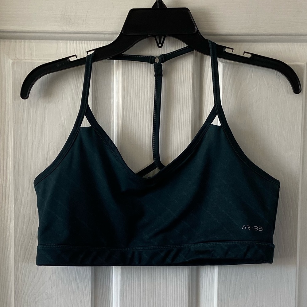 AR-33 Hunter Green Sports Bra Size Large